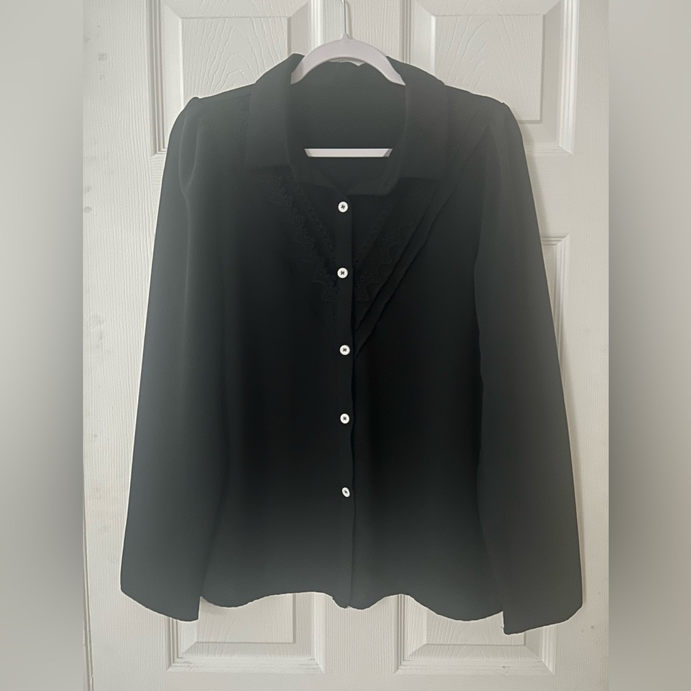 SHEIN Black Button-Down Lace-Trim Blouse